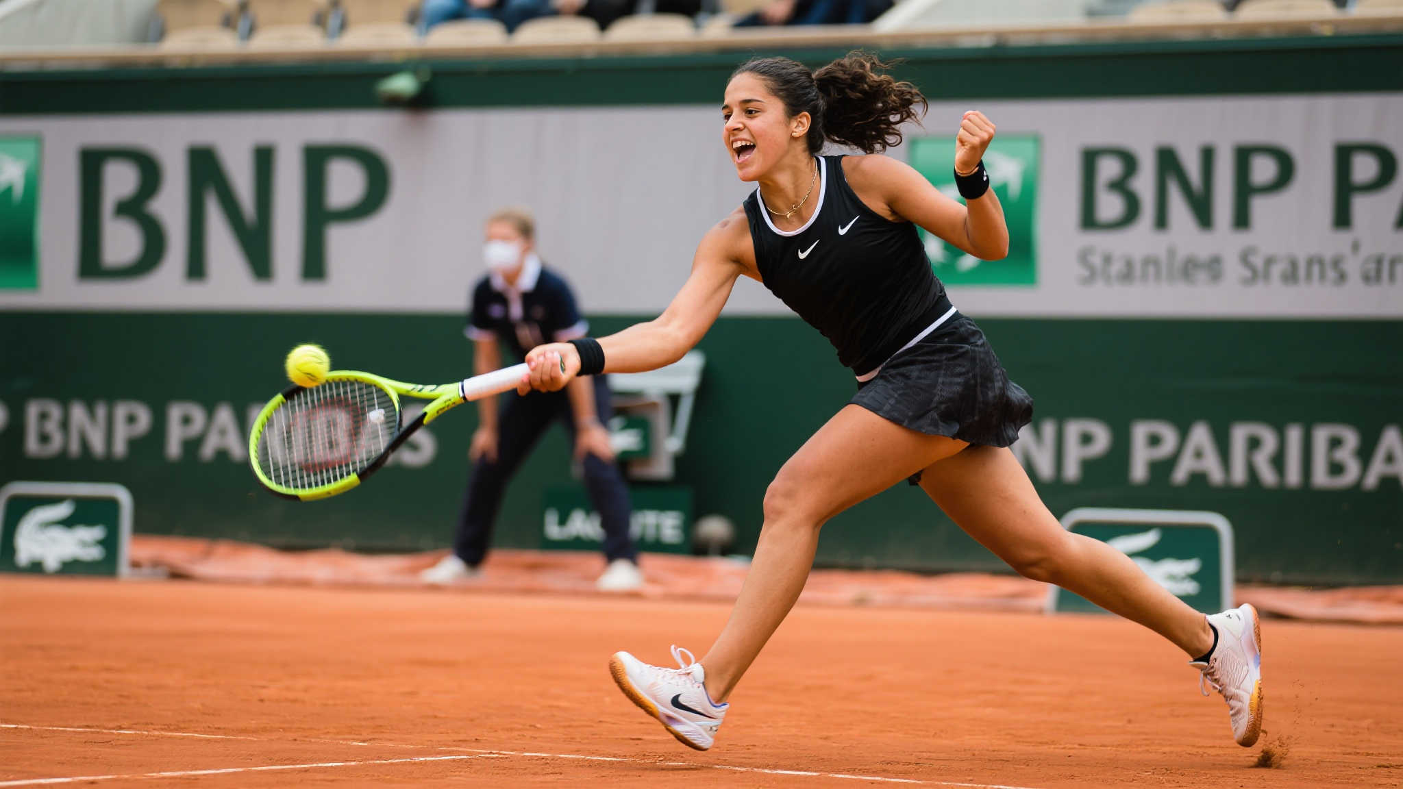 並且預計會 並且預計會